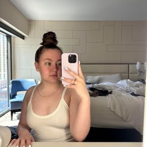 Meet your Posher, Sara